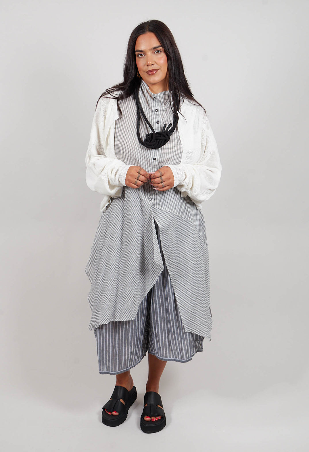 Cropped Knitted Cardigan in White