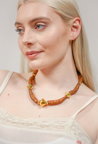 Metal Beaded Ceramics Choker in Tobacco Silver Plated