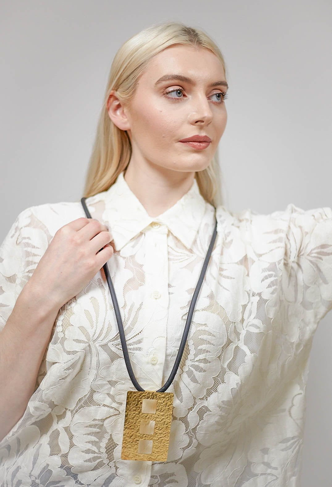 Rubber Necklace with Three Square Brass Pendant in Golden