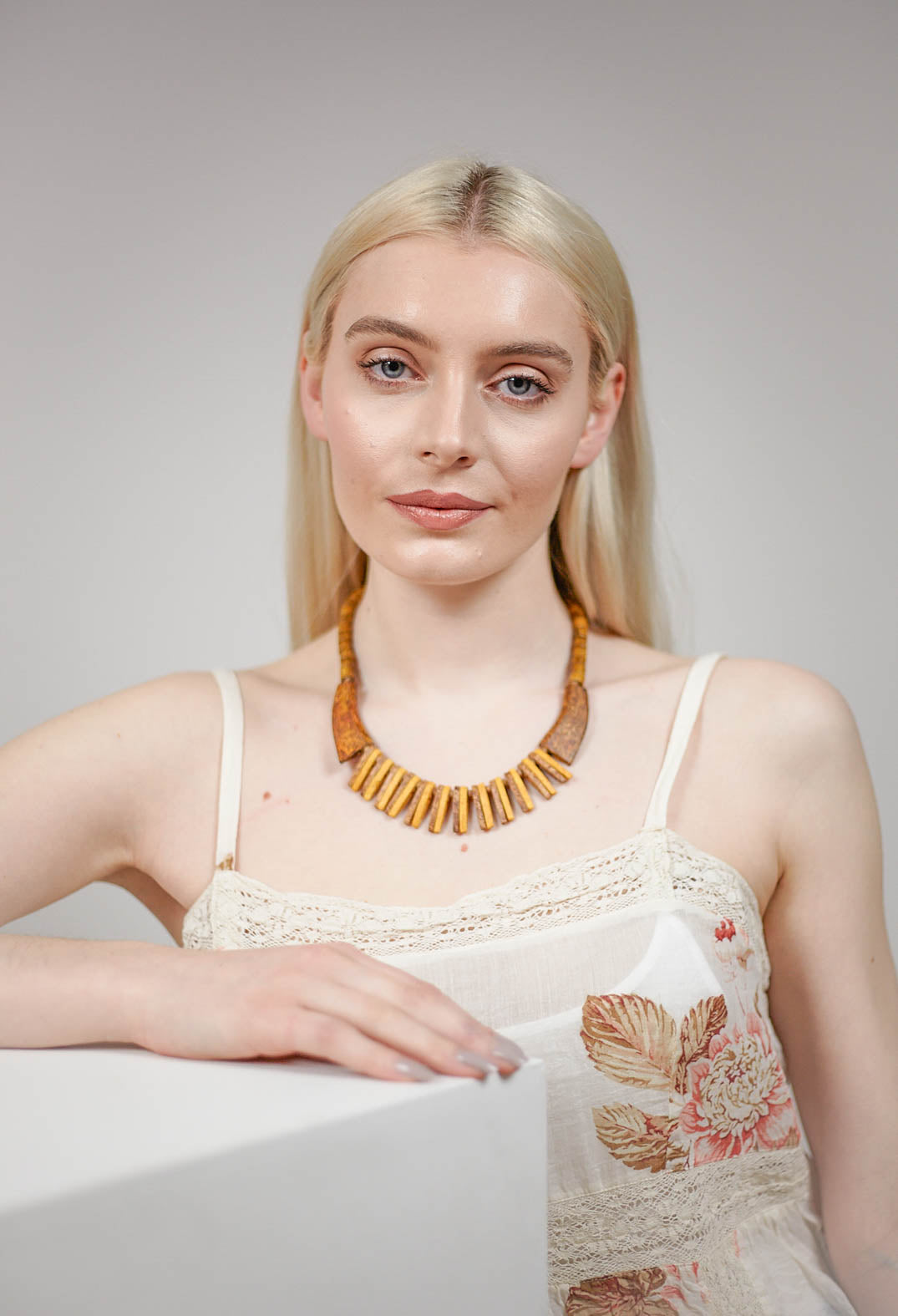 Spike Beaded Ceramics Necklace in Tobacco and Antique Brown