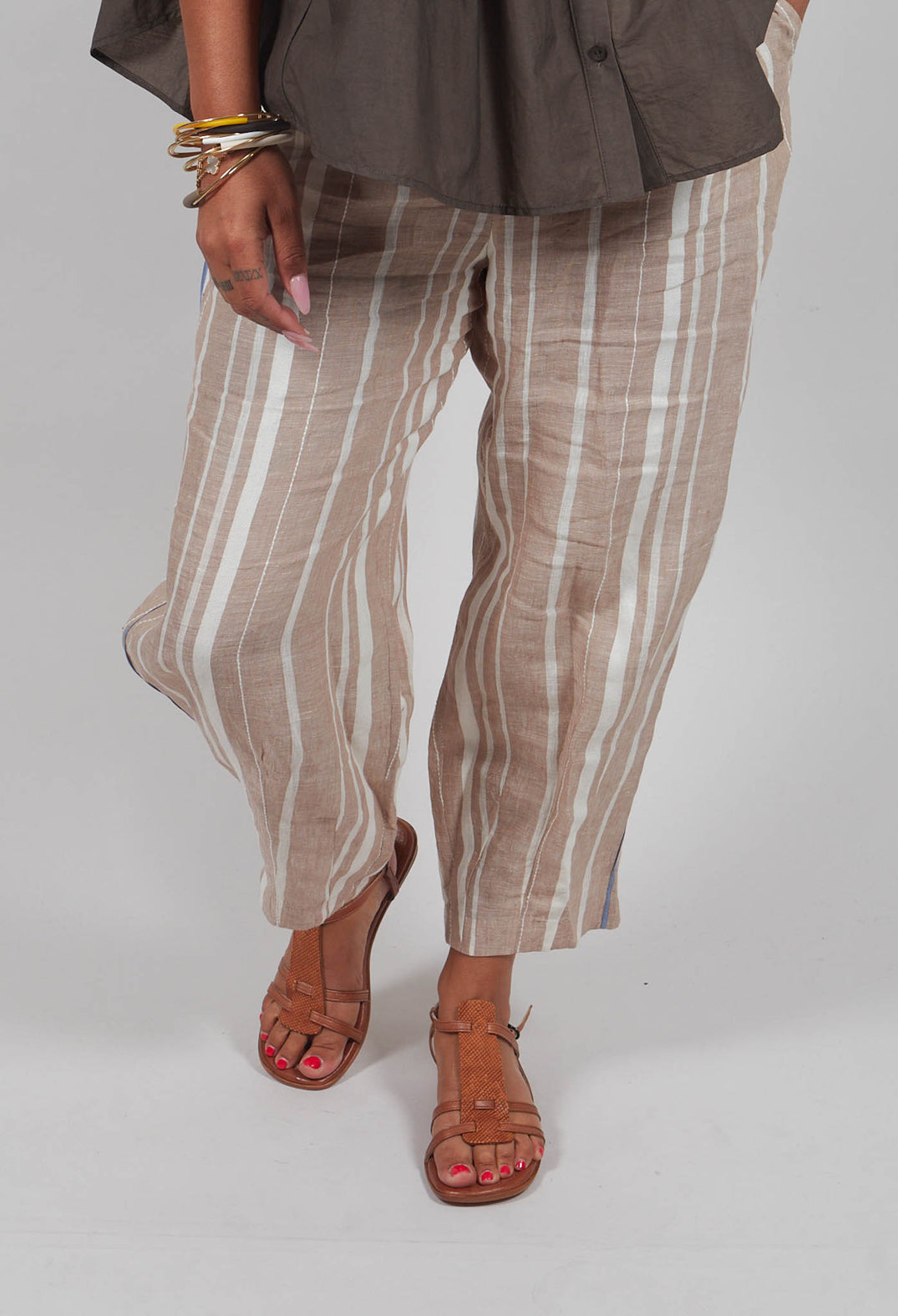 Tyra Trousers in Mocha