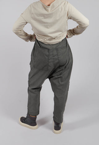 Trousers with Statement Pockets in Pencil Cloud