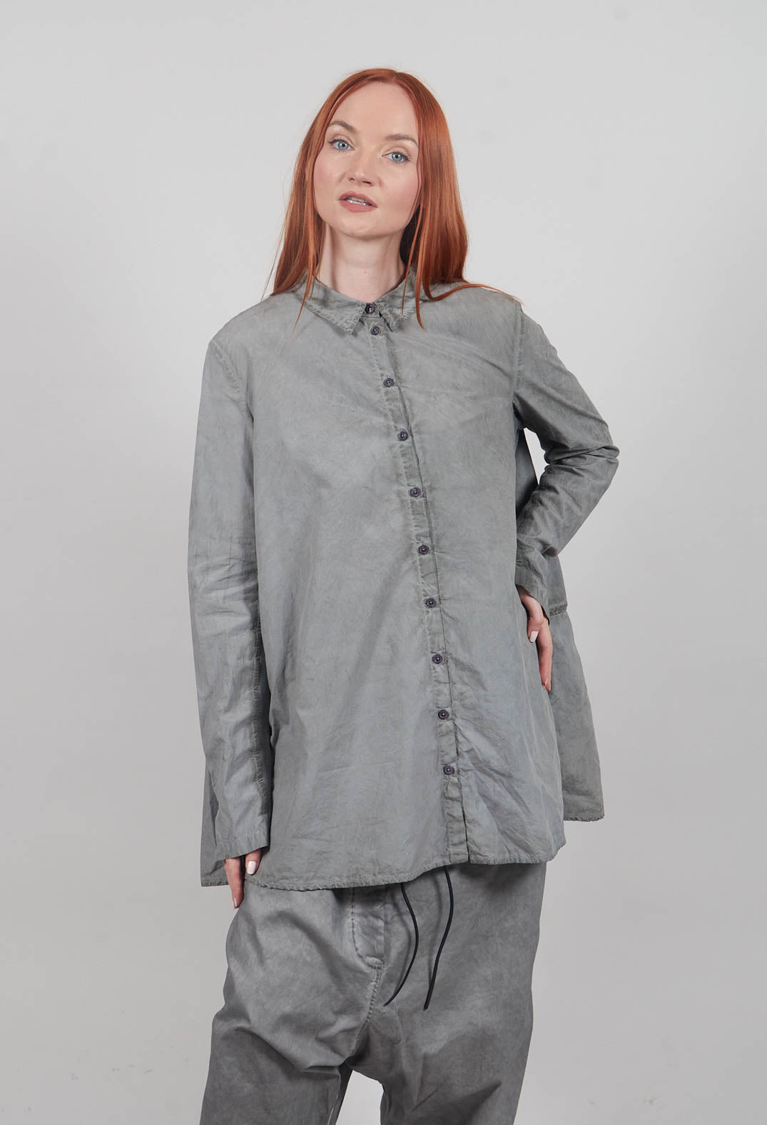 Relaxed Fit Shirt in Pencil Cloud