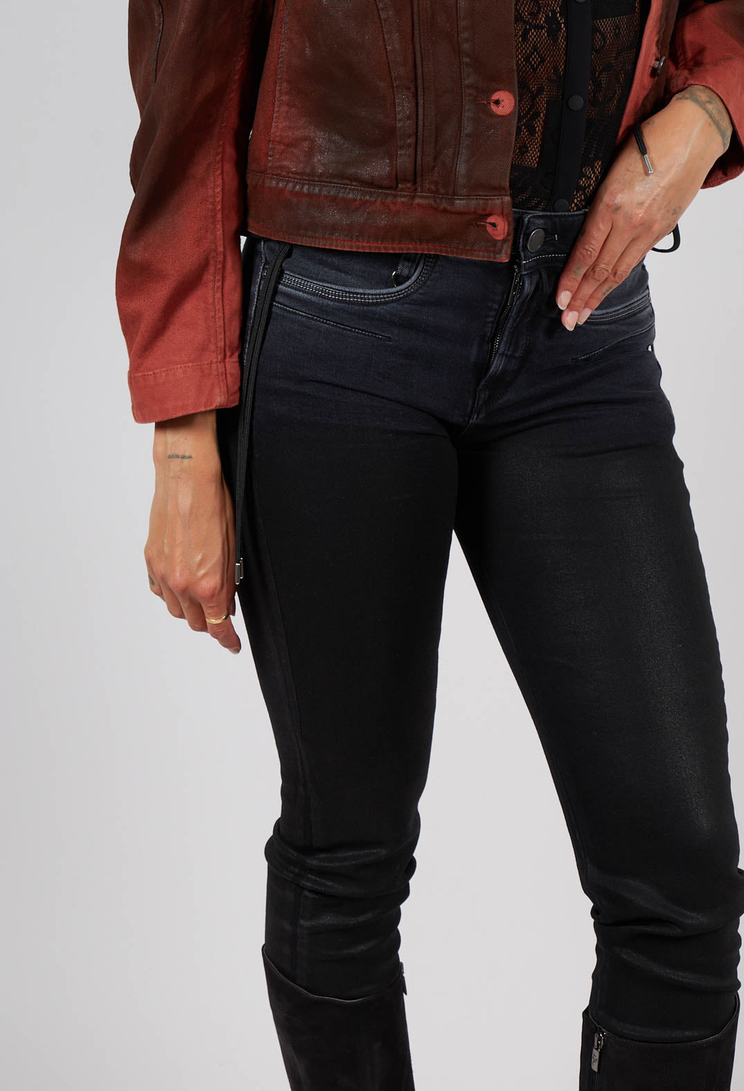 Rigorous Jeans in Black