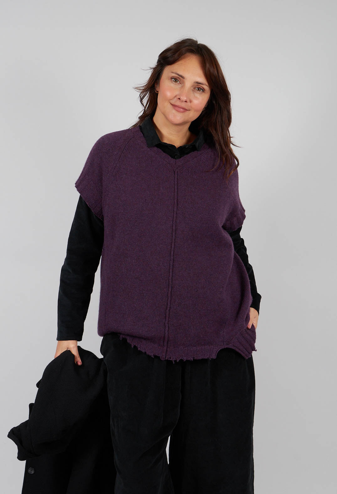Klori Gilet in Plum