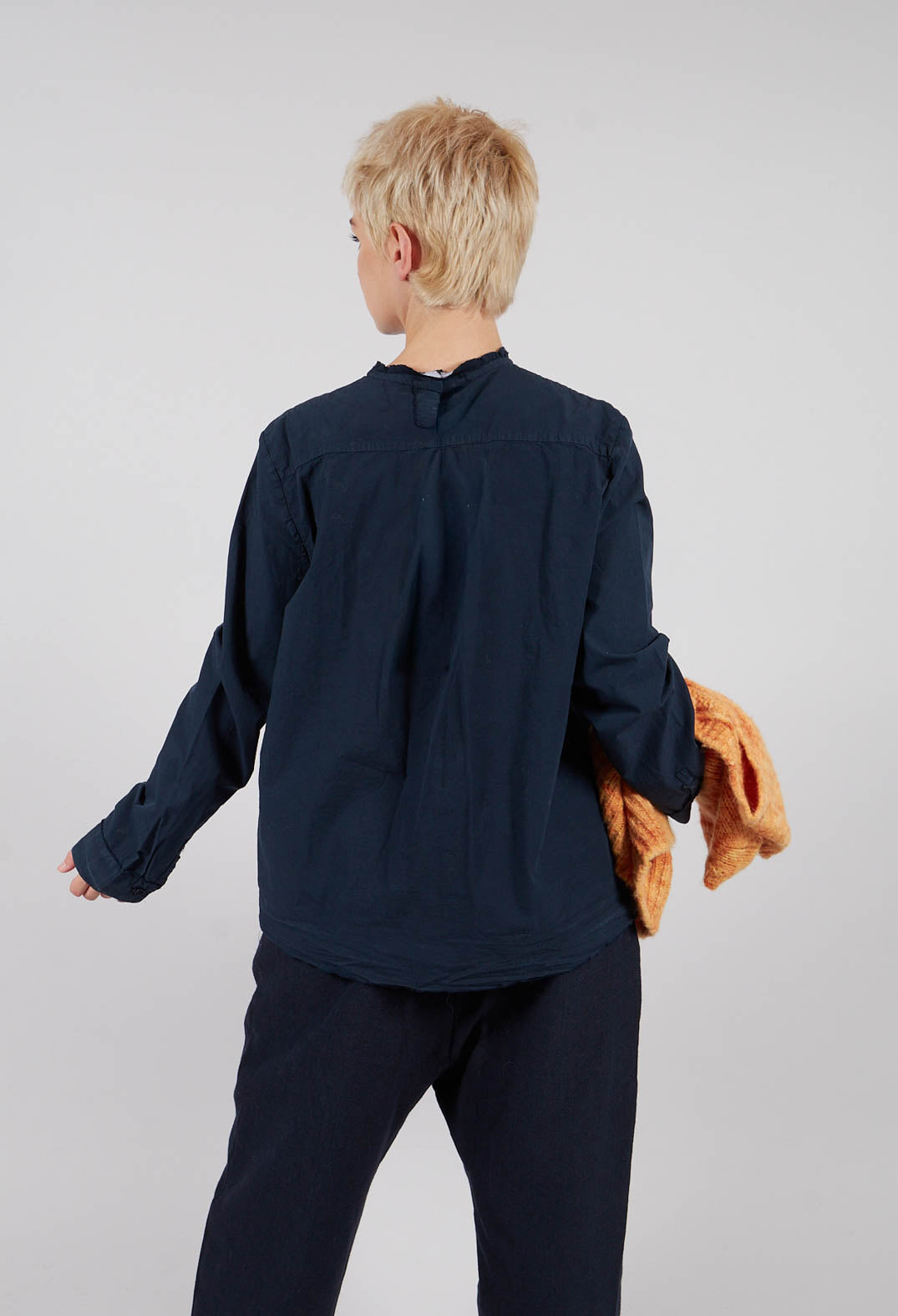 Button Up Shirt in Abisso