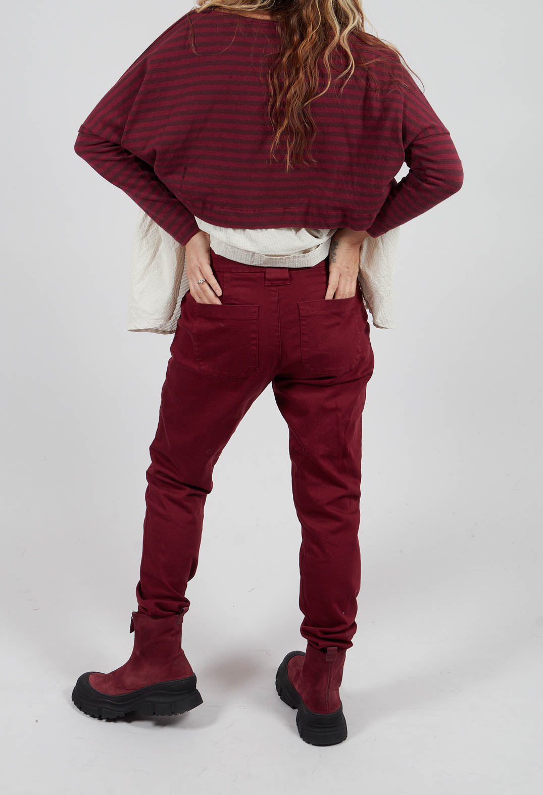 Straight Leg Stretch Denim Trousers in Merlot