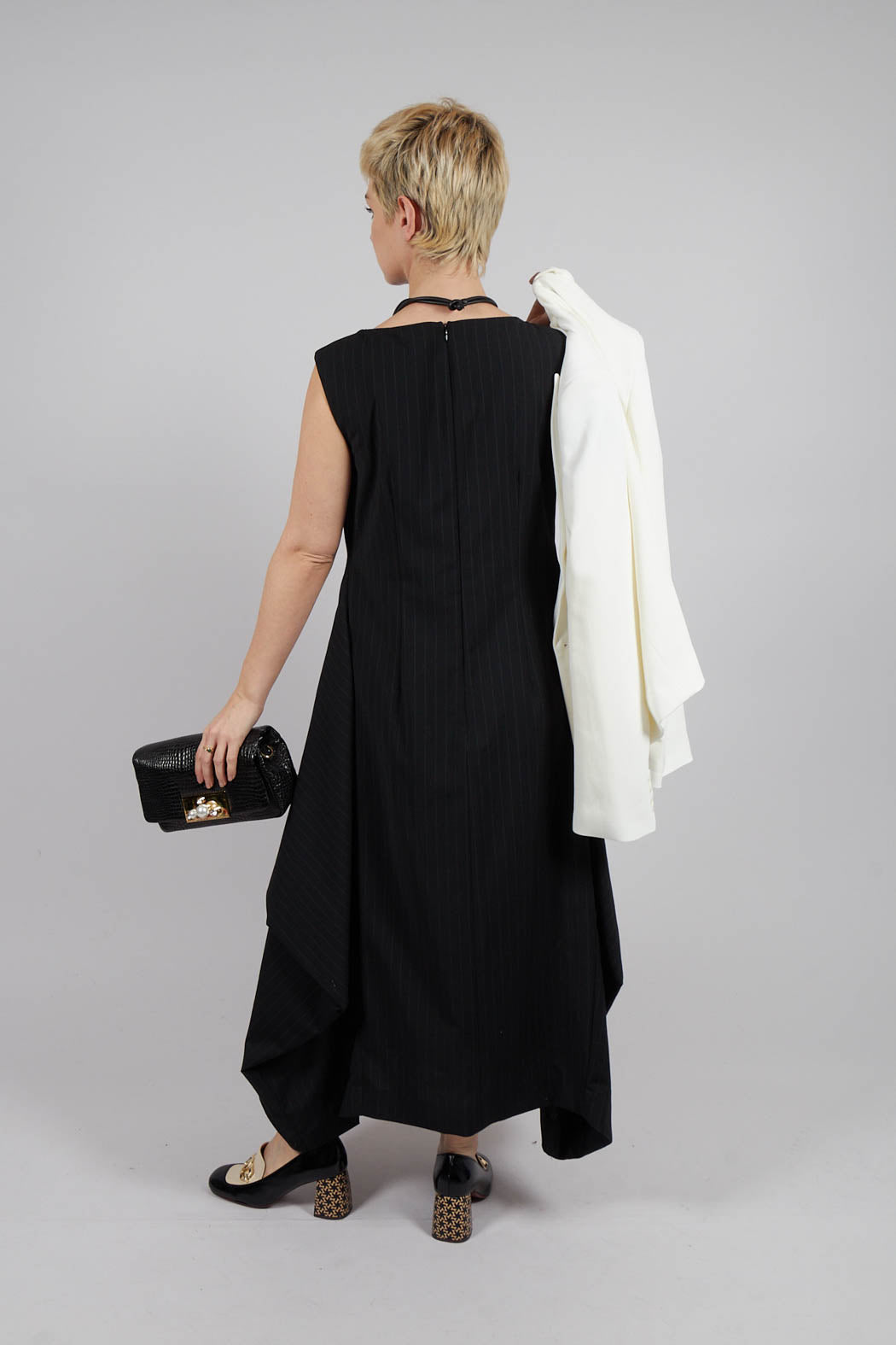 Sleeveless Smock Dress in Nero