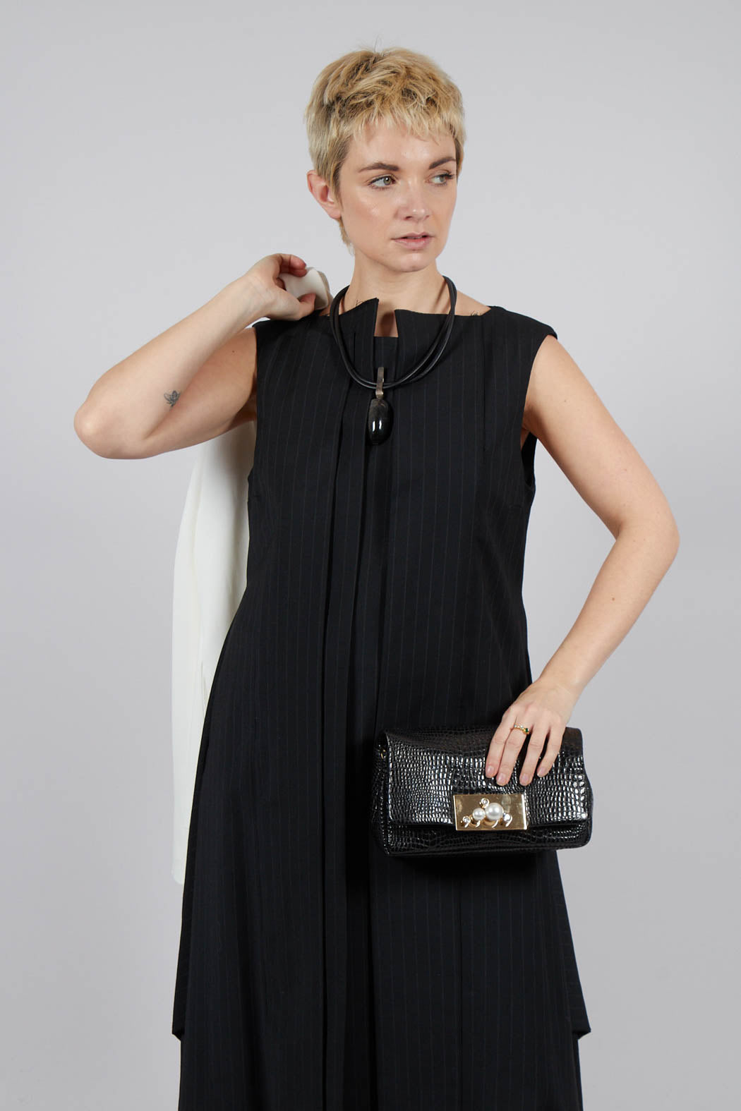 Sleeveless Smock Dress in Nero
