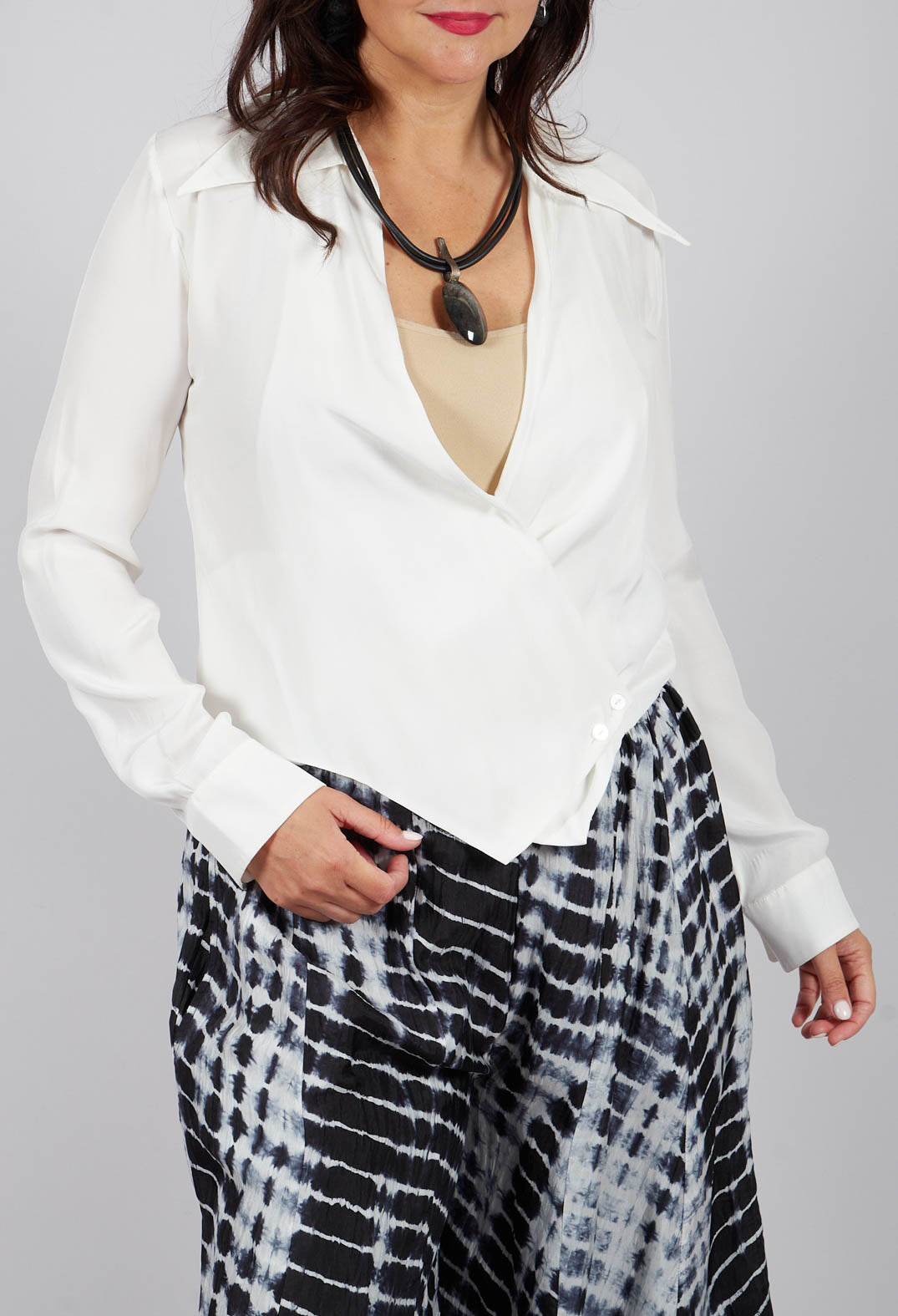 Phoebe Blouse in Bianco