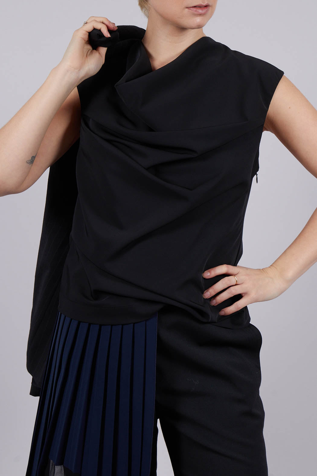 Amethist Top in Nero