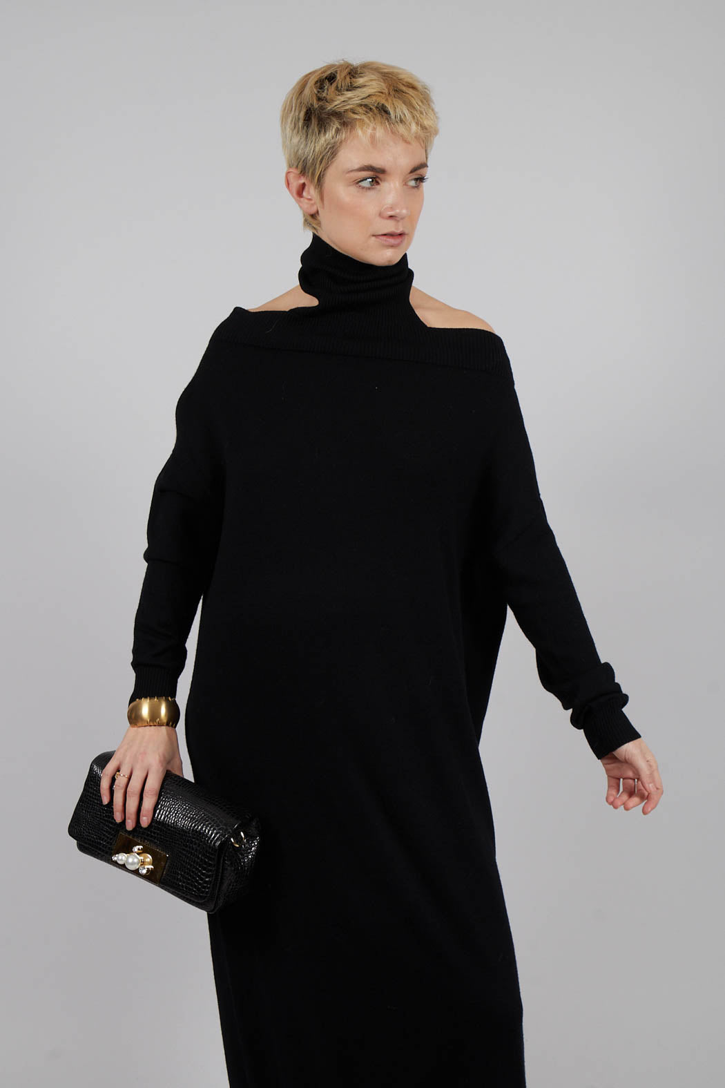 Dress in Catherine Nero