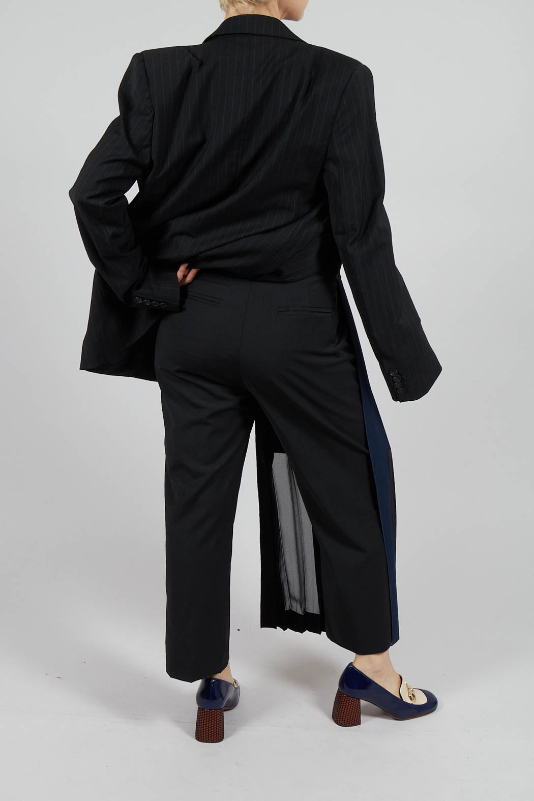 Monteurano Trousers in Nero