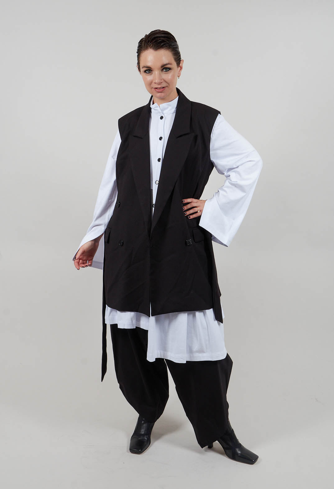 Letizia Waistcoat in Nero