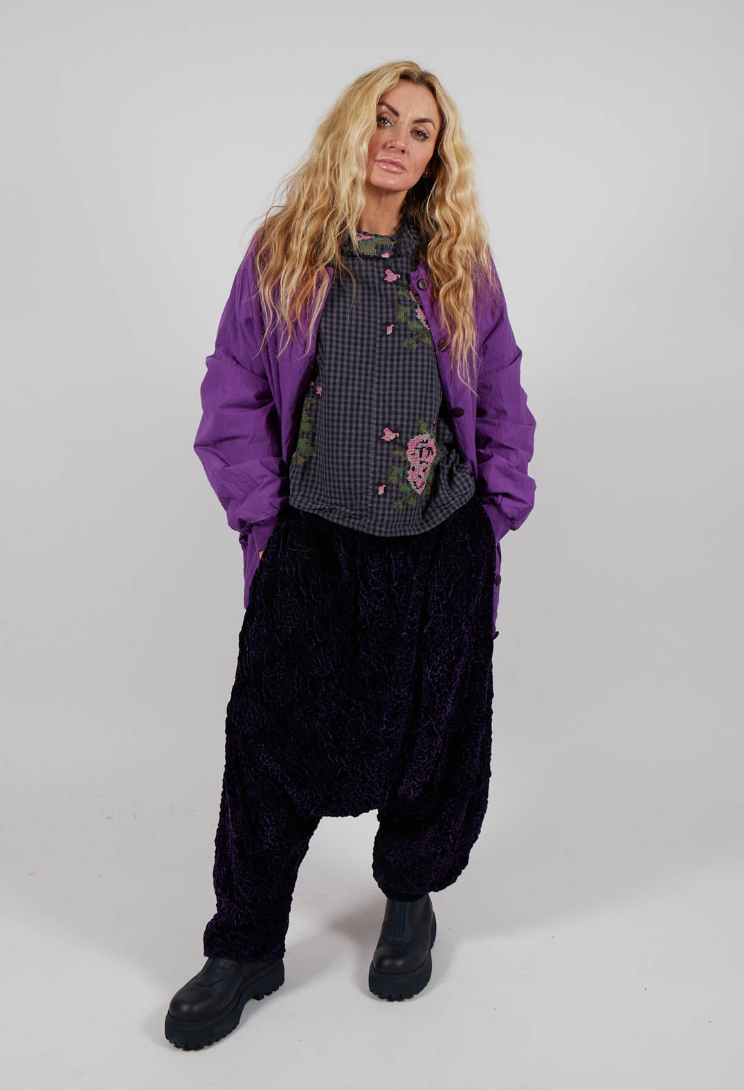 Pace SU Plain Trousers in Nero