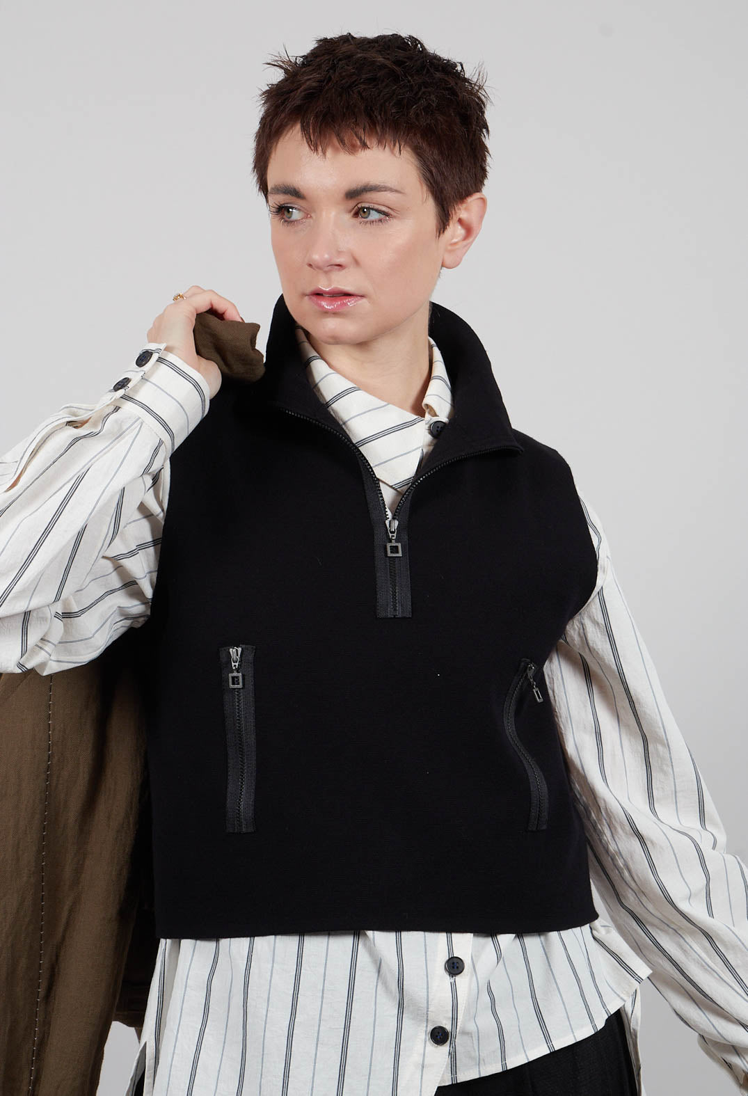 Zipped Sweater Vest in Black