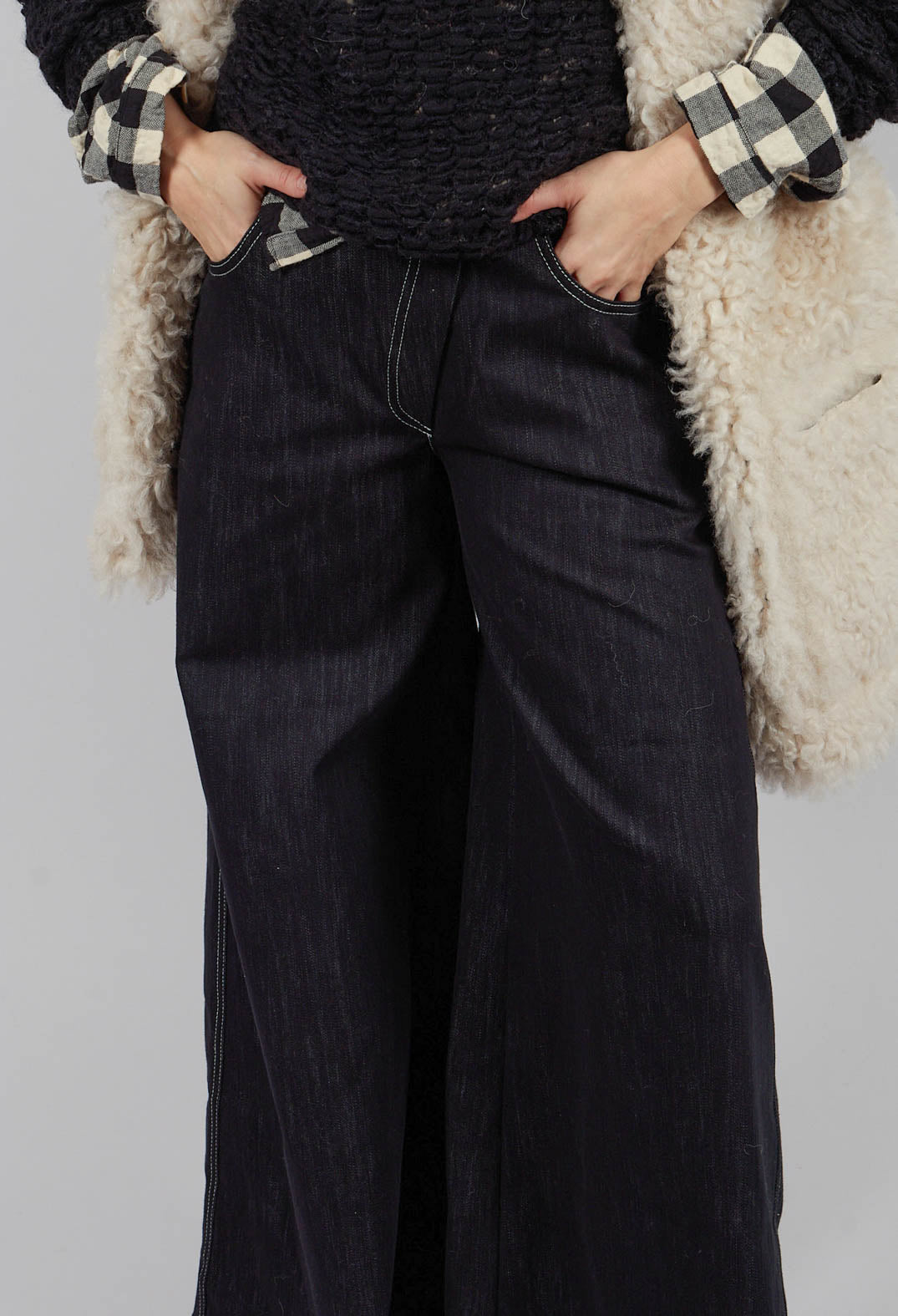 Wide Leg Denim Jeans in Navy