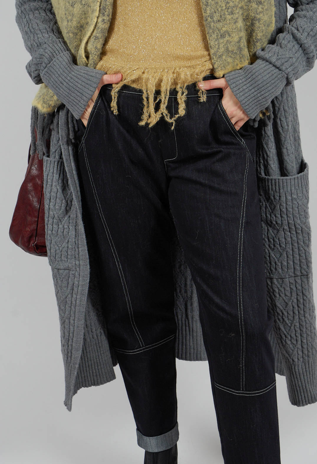 Contrast Stitch Denim Jeans in Navy