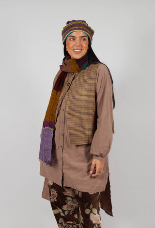 Charlyy Top in Laineu British