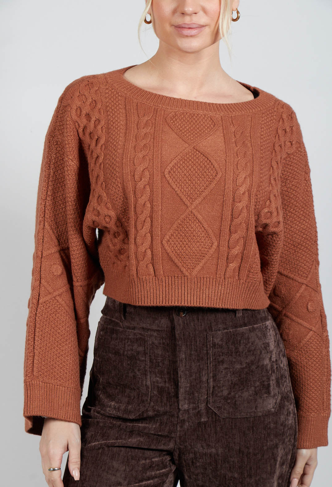 Carignan Cropped Jumper in Camel