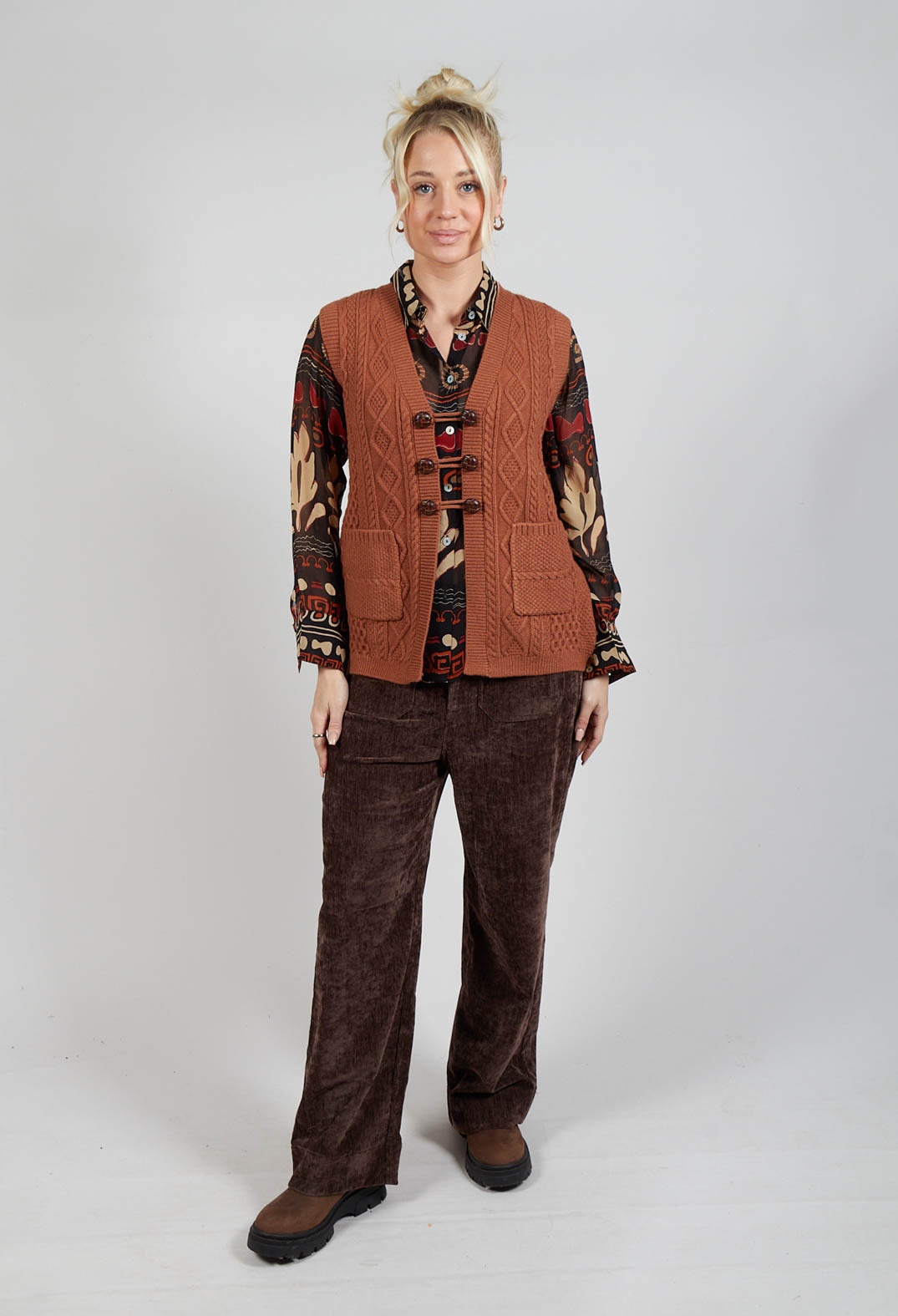 Darcy Knitted Waistcoat in Camel