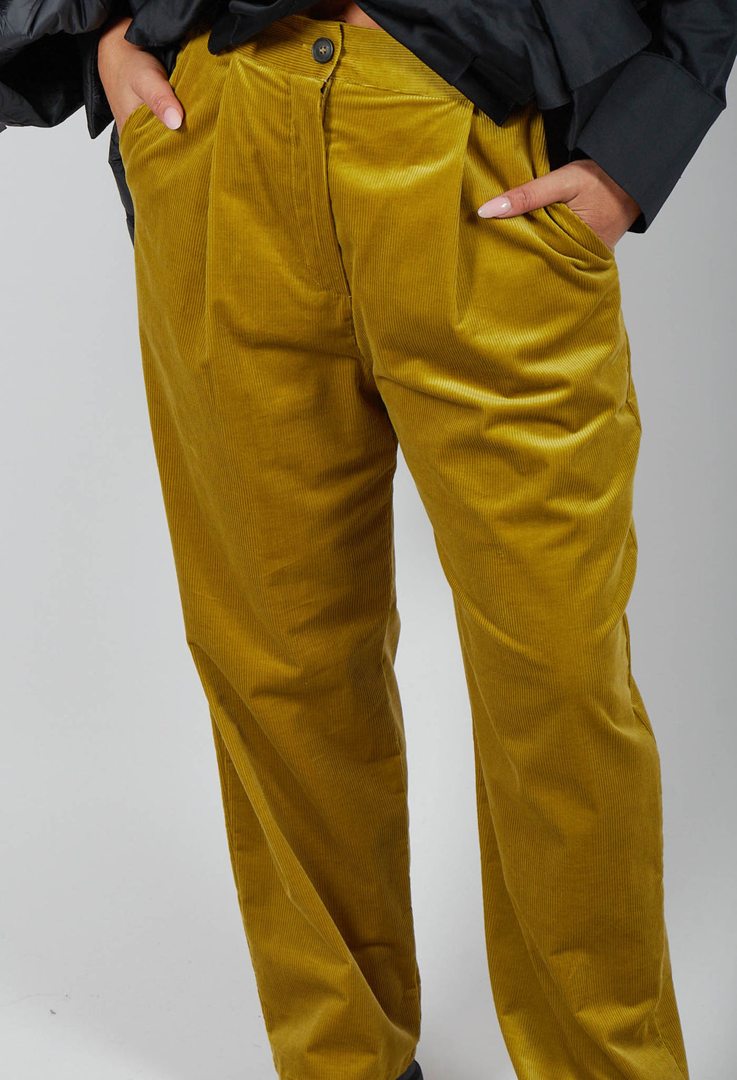 Straight Leg Ribbed Trouser in Cedro