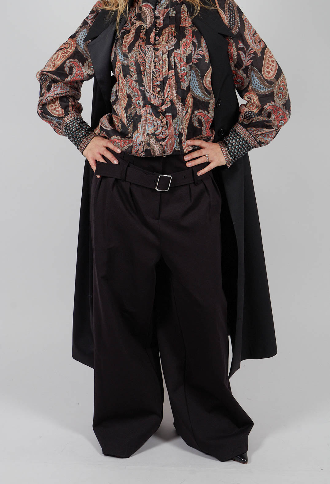 Jersey Wide Leg Trousers with Belt in Nero