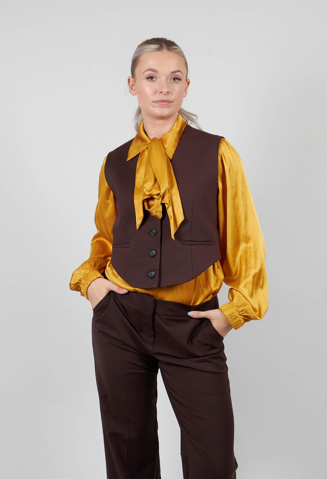 Cropped Waistcoat in Java