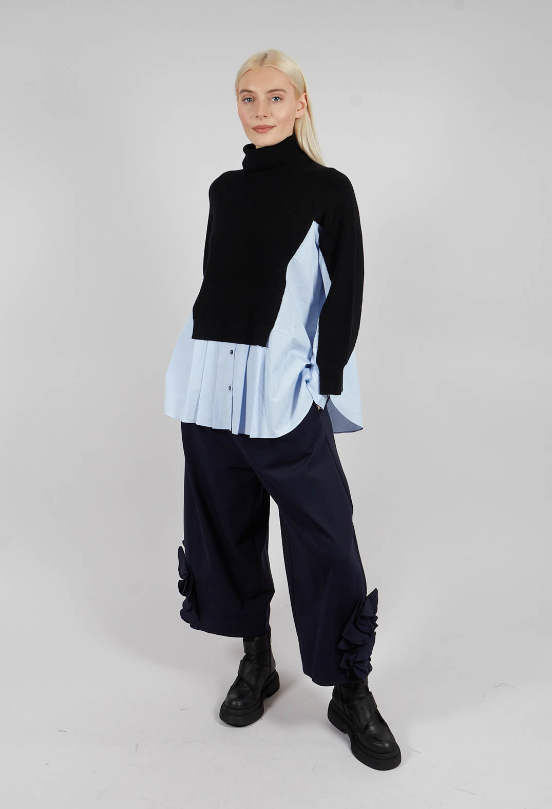Cropped Trousers with Embellishment Detail in Blue Nights
