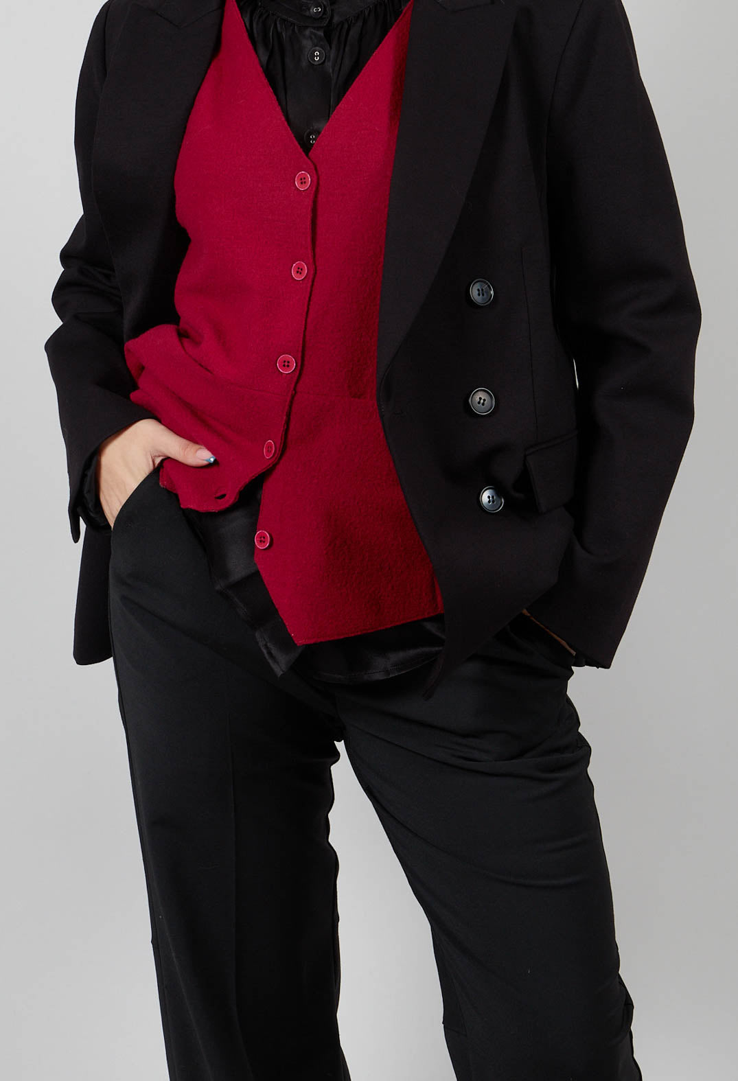 Straight Leg Trousers with Feature Hems in Nero