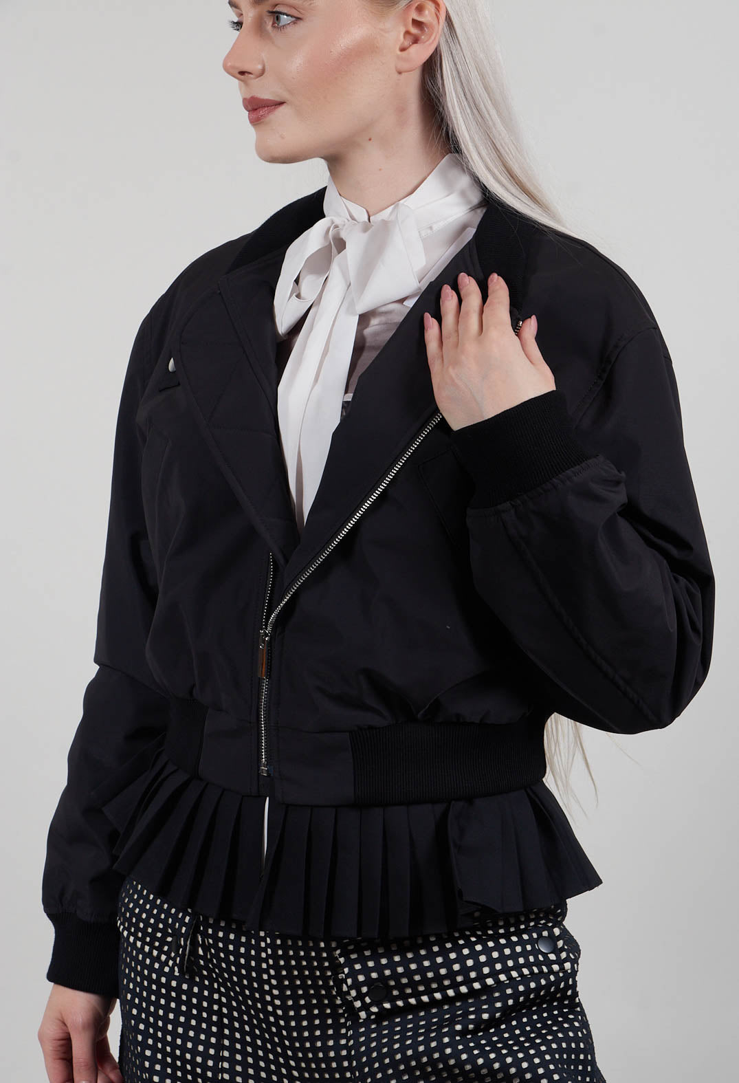 Bomber Jacket in Nero