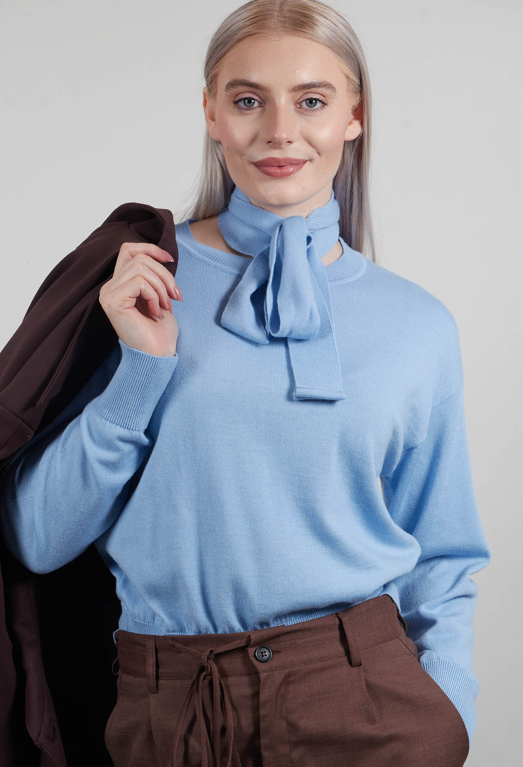 Crew Neck Jumper with Tie Neck in Breeze