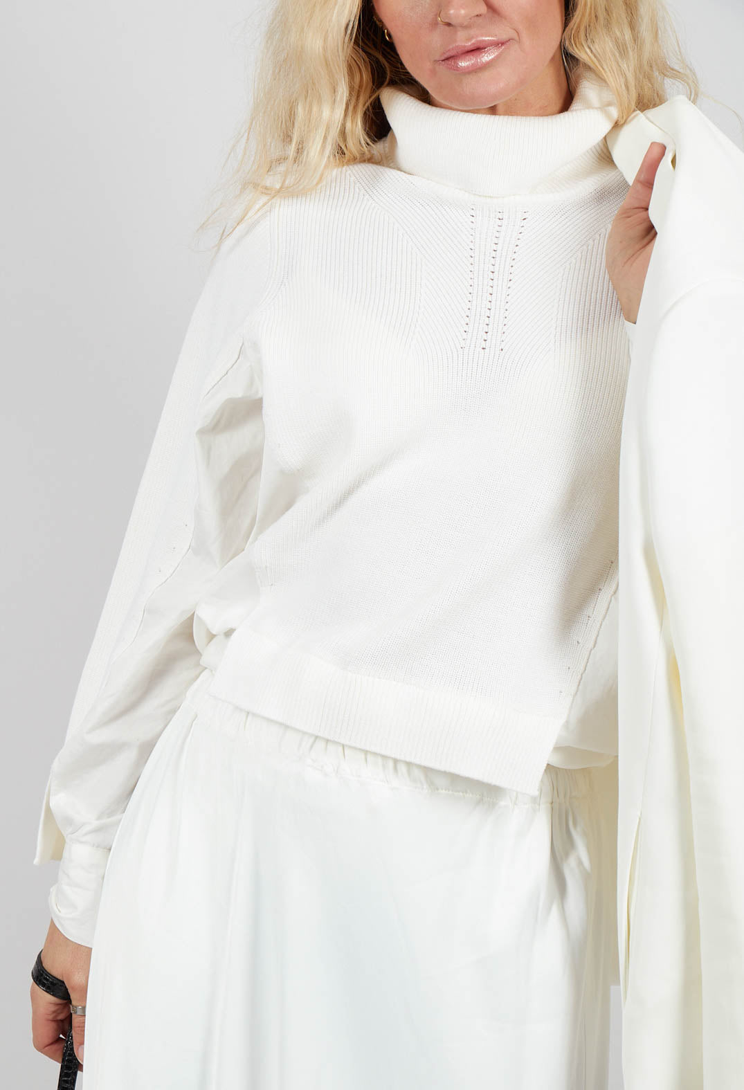 Knitted Jumper with Frill Hem in White Wool