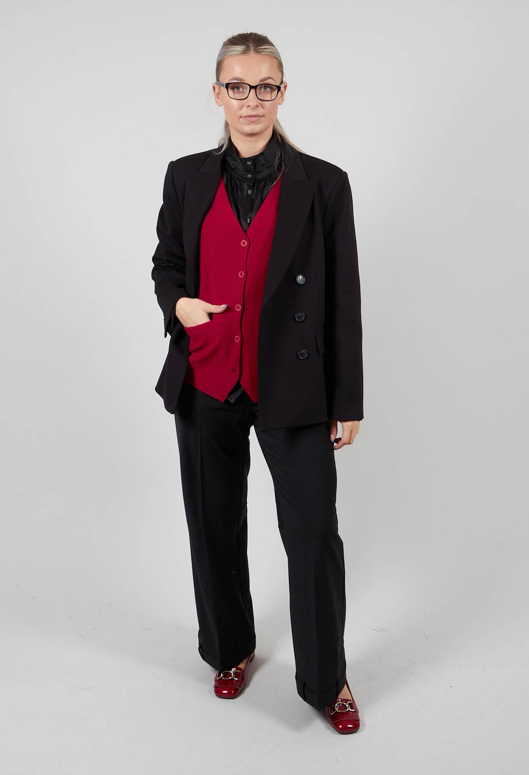 Nitadea Blouse in Black