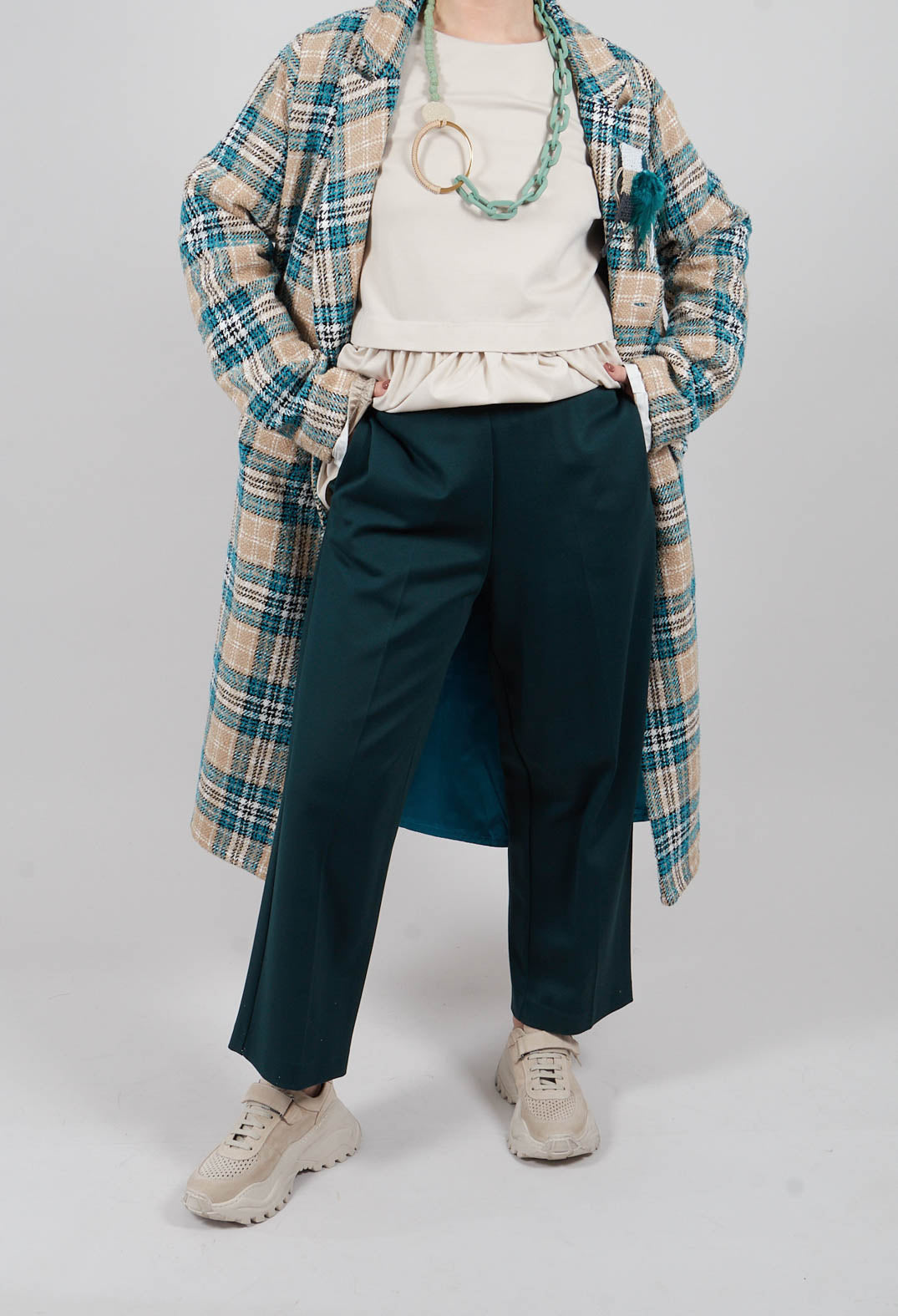Straight Leg Trousers in Golfo