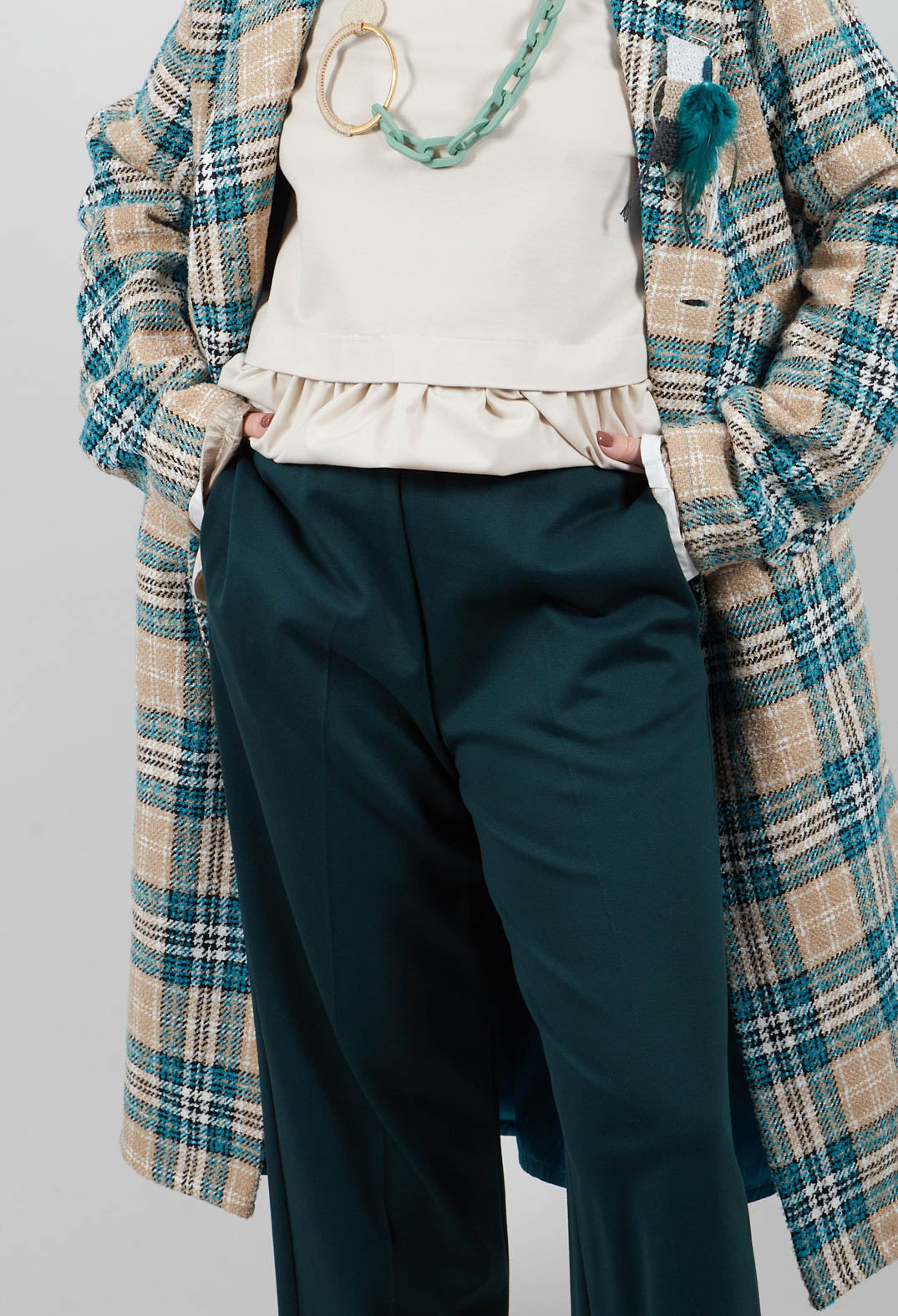 Straight Leg Trousers in Golfo