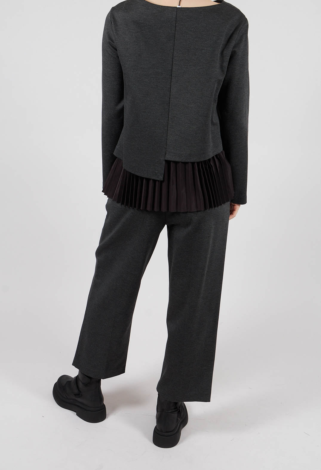 Straight Leg Trousers in Antracite Melange