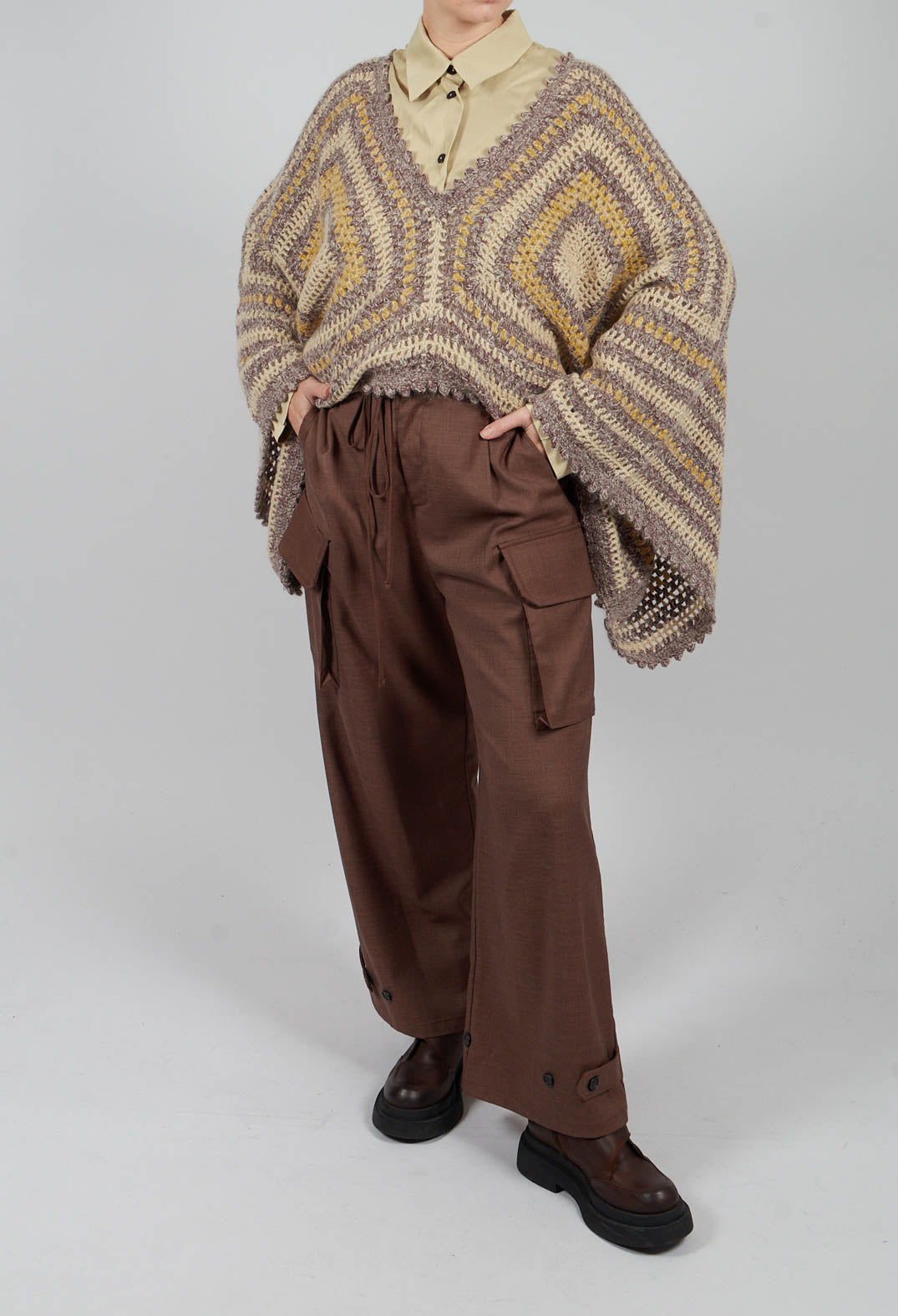 Lightweight Cargo Trousers in Toffee