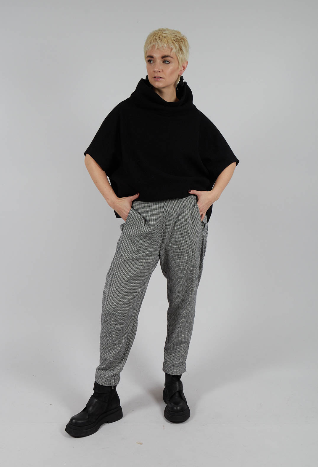 Long Geisha Trousers in Black