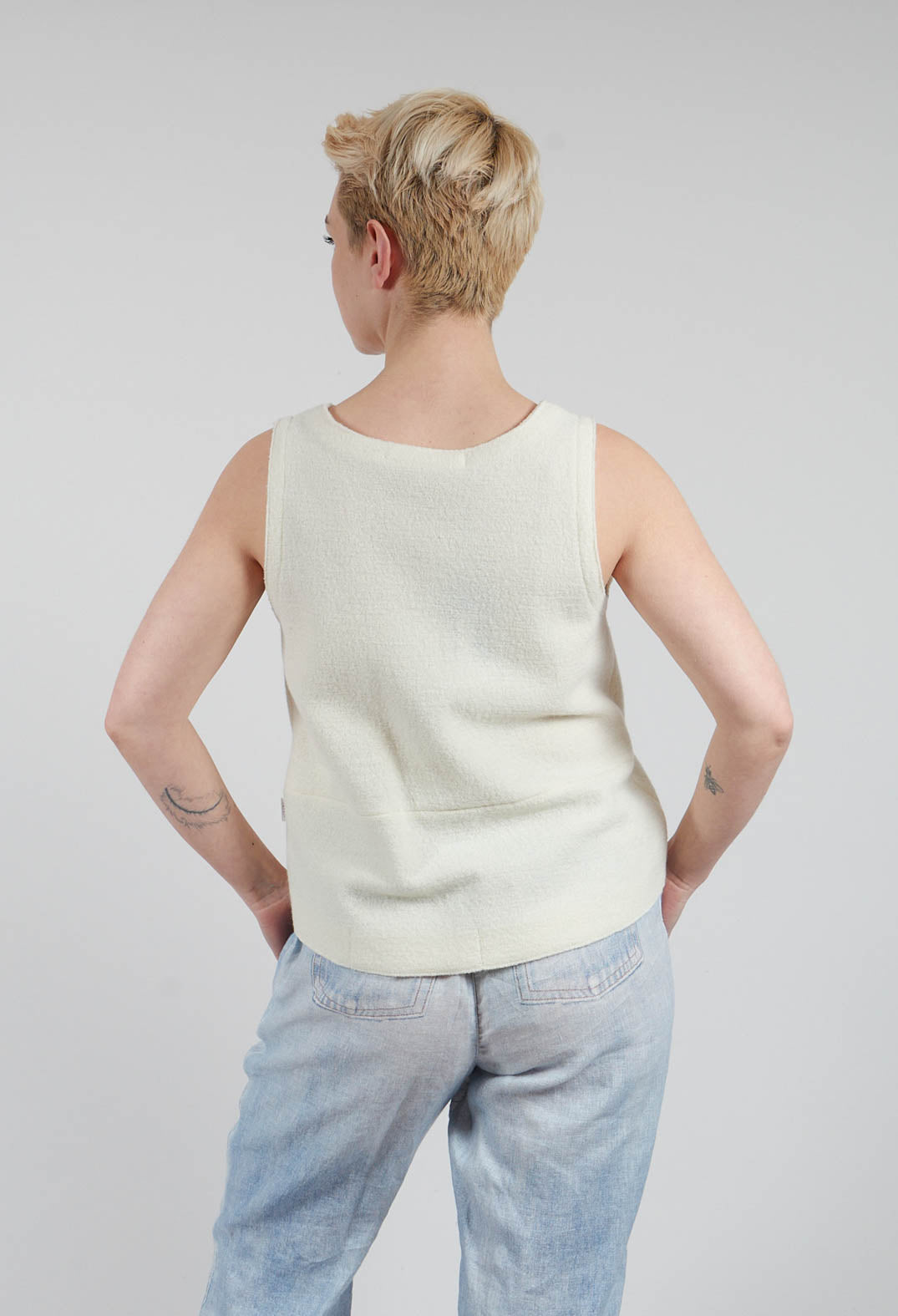 Junai Vest in Undyed