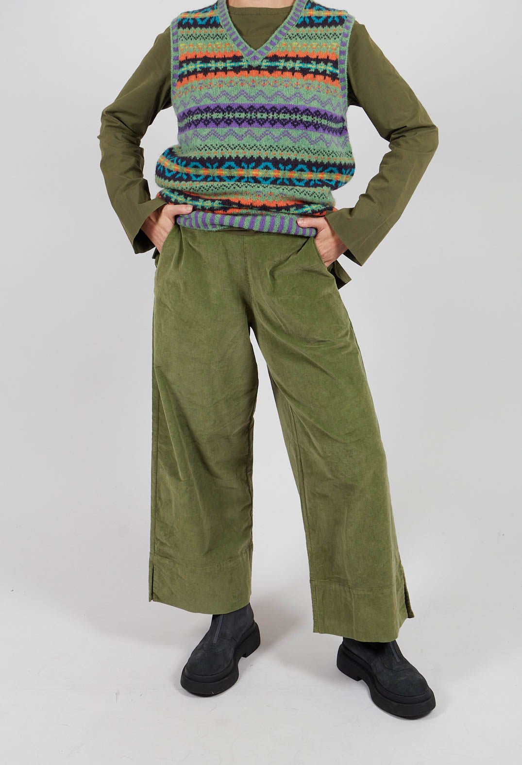 Ido Trousers in Khaki