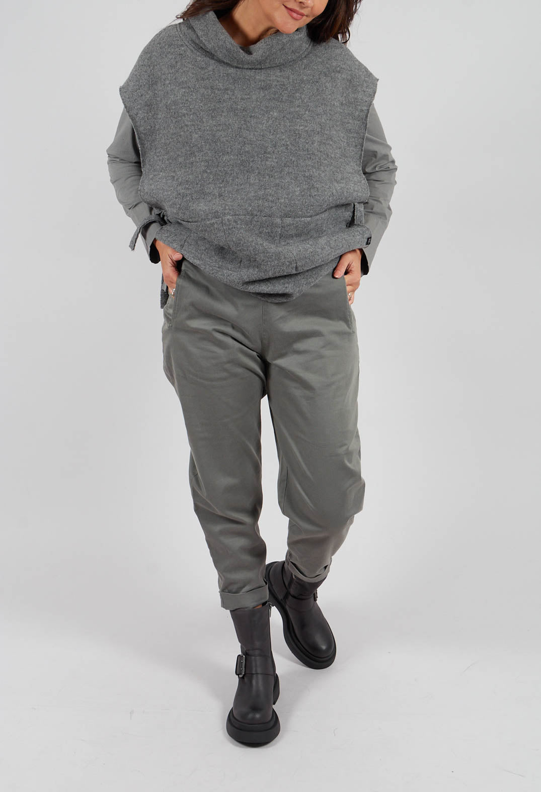 Geisha Long Trousers in Anthra