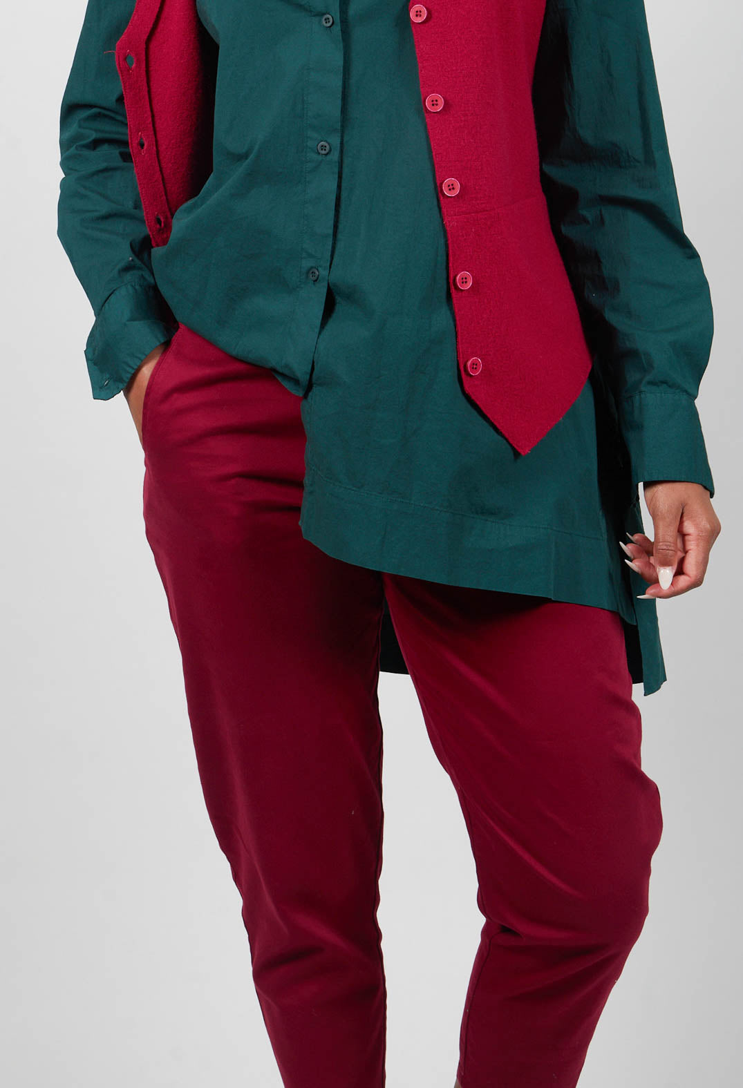 Geishan Trousers in Scarlet
