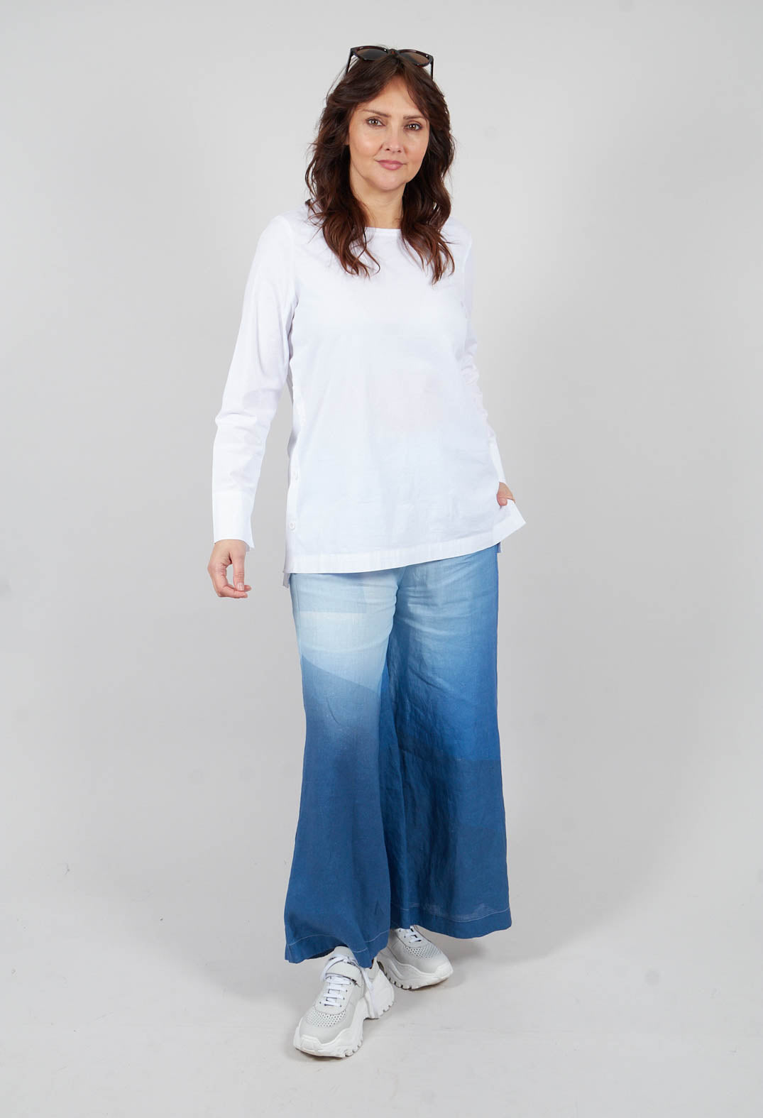 Mapota Top in White