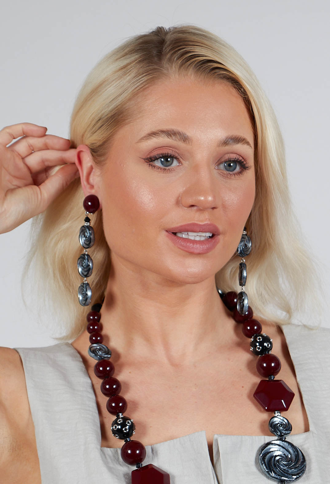 Three Pendant Part Earrings in Tornado Burgundy