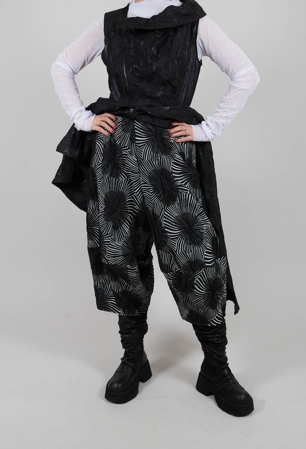 Voca Trousers in Black and White