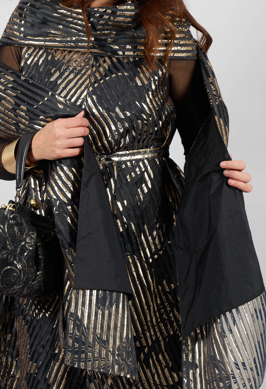 Limb Scarf in Gold-Black