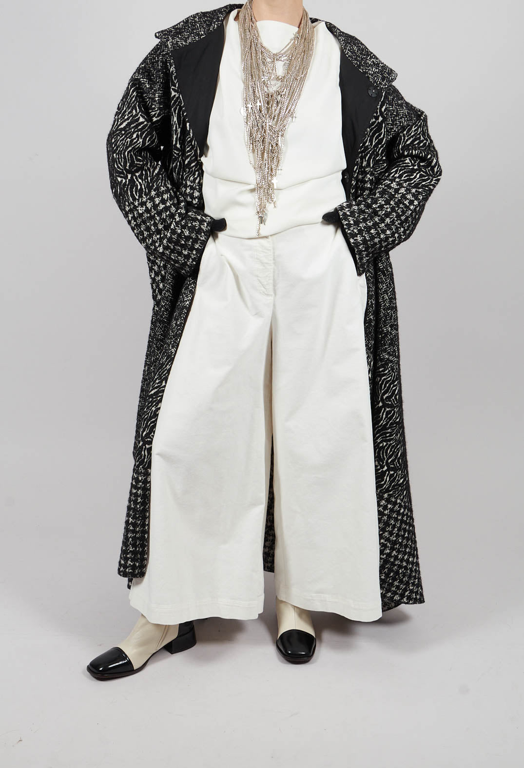 Cotton Trousers in Cream