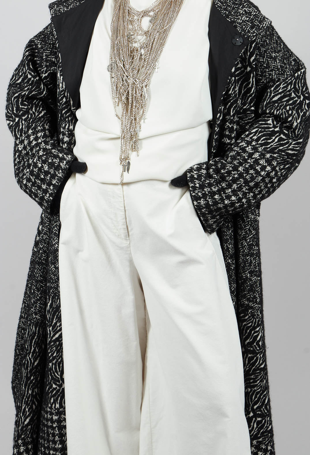 Cotton Trousers in Cream