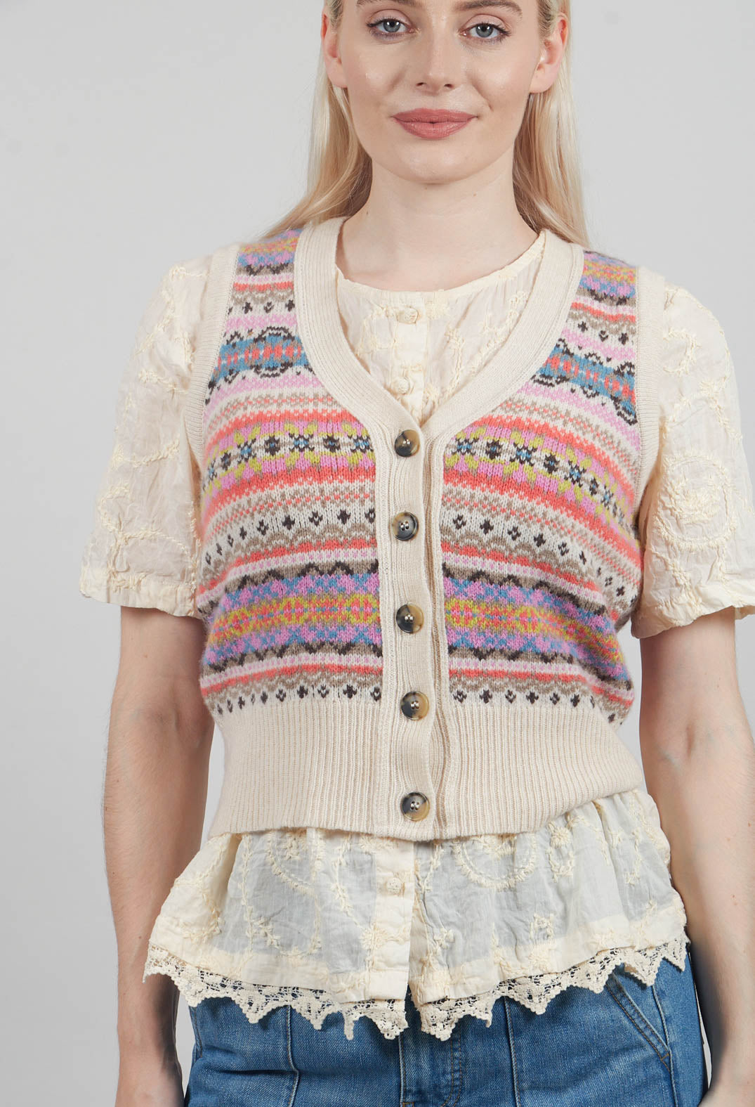 Kinross Waistcoat in Coral